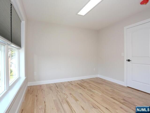 51 Pomona Avenue, Fair Lawn, NJ 07410