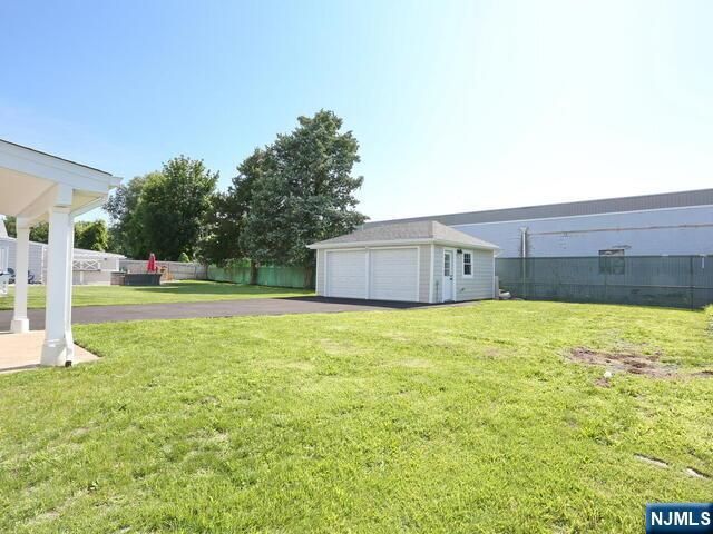 51 Pomona Avenue, Fair Lawn, NJ 07410