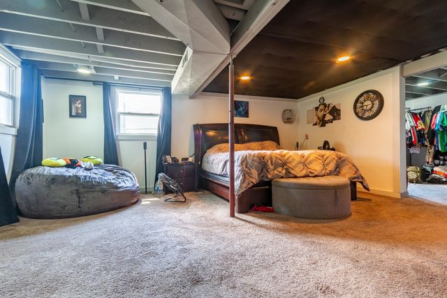 2311 W 46th Street, Davenport, IA 52806