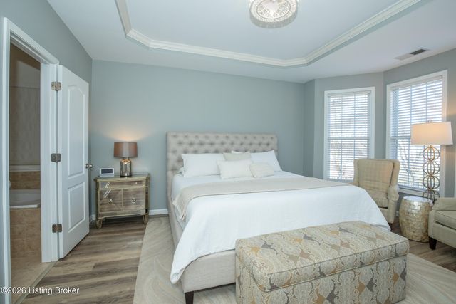 18003 Brightleaf Pl, Fisherville, KY 40023