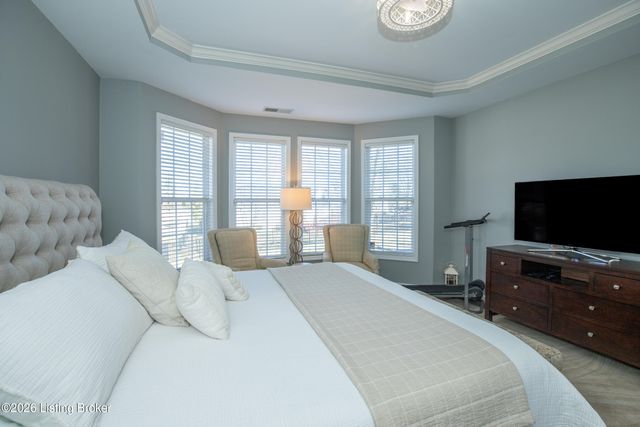 18003 Brightleaf Pl, Fisherville, KY 40023