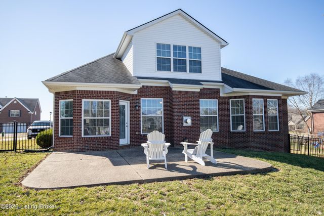 18003 Brightleaf Pl, Fisherville, KY 40023