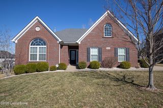 18003 Brightleaf Pl, Fisherville, KY 40023