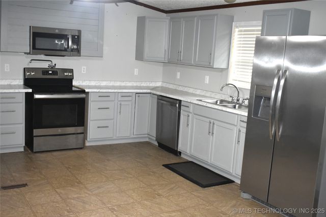 9976 Rattler Ridge, Kingston, OK 73439