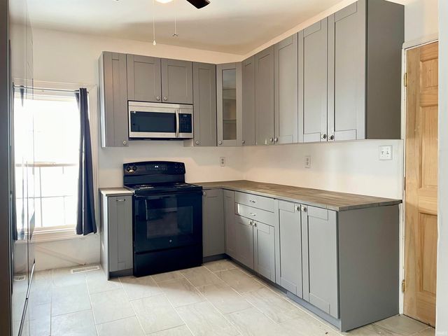 918 W 4th Street, Mishawaka, IN 46544