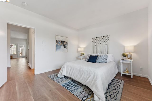 145 Bayside Ct, Richmond, CA 94804