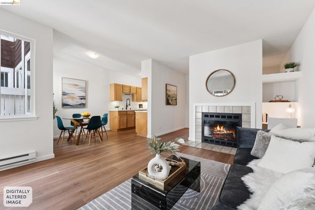 145 Bayside Ct, Richmond, CA 94804