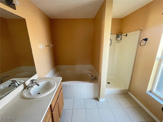 2112 NE 1st ST, Cape Coral, FL 33909