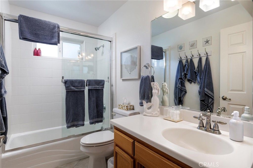 Image 16 of property listing at 1939 Circle Drive, Cayucos, CA 93430