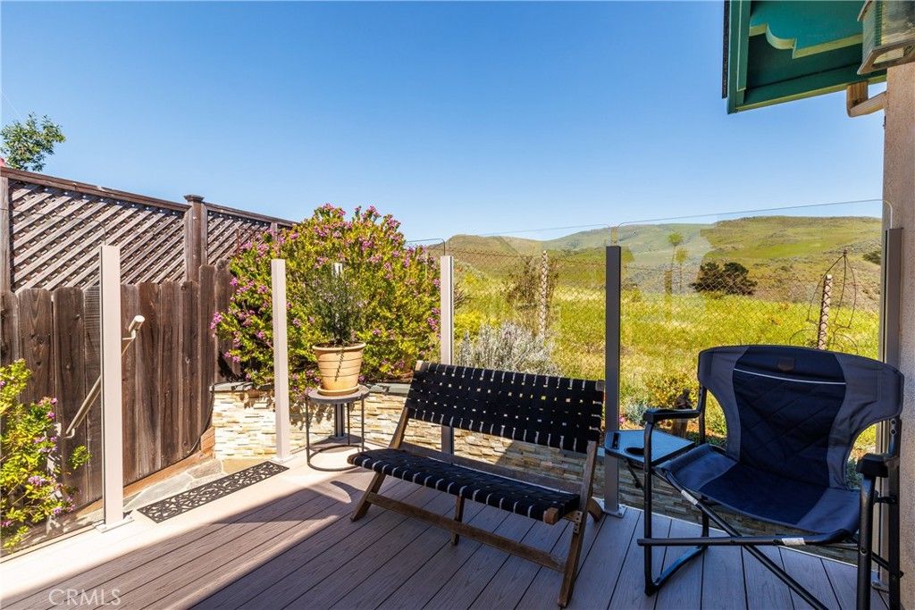 Image 23 of property listing at 1939 Circle Drive, Cayucos, CA 93430