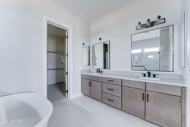 4029 W SILVERDALE Road, San Tan Valley, AZ 85144