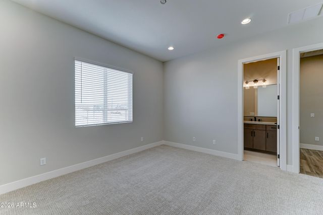 4029 W SILVERDALE Road, San Tan Valley, AZ 85144