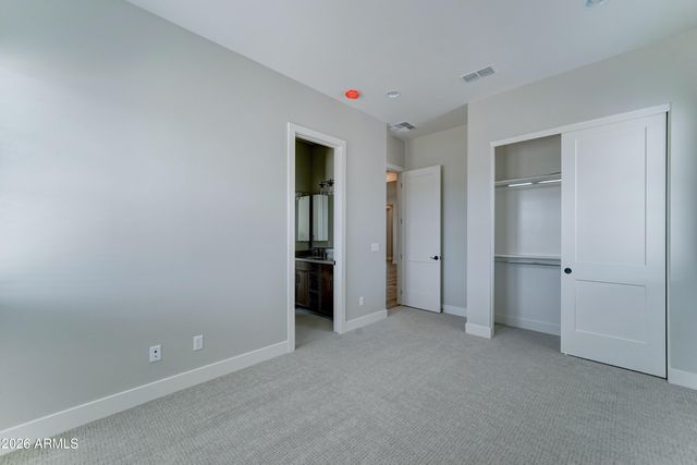 4029 W SILVERDALE Road, San Tan Valley, AZ 85144