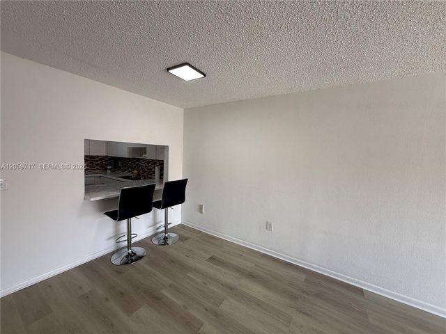 1900 W 68th Street B203, Hialeah, FL 33014