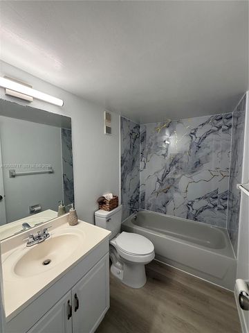 1900 W 68th Street B203, Hialeah, FL 33014
