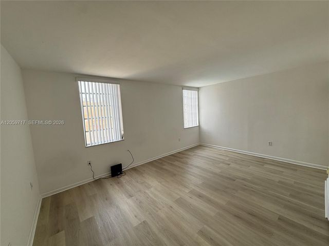 1900 W 68th Street B203, Hialeah, FL 33014