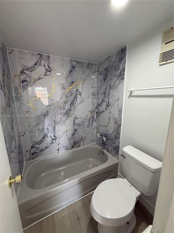 1900 W 68th Street B203, Hialeah, FL 33014