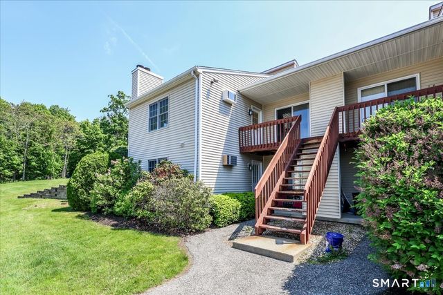 92 Beard Drive 92, New Milford, CT 06776
