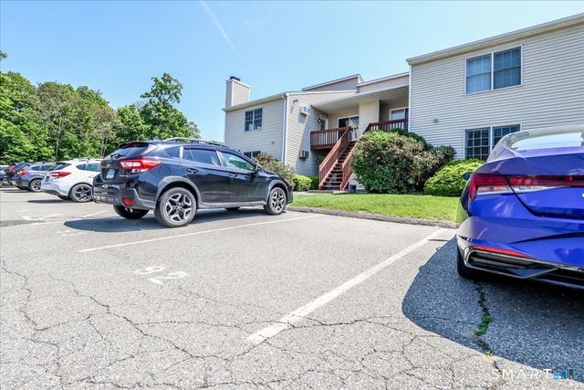 92 Beard Drive 92, New Milford, CT 06776