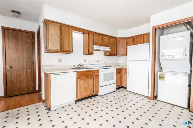 92 Beard Drive 92, New Milford, CT 06776