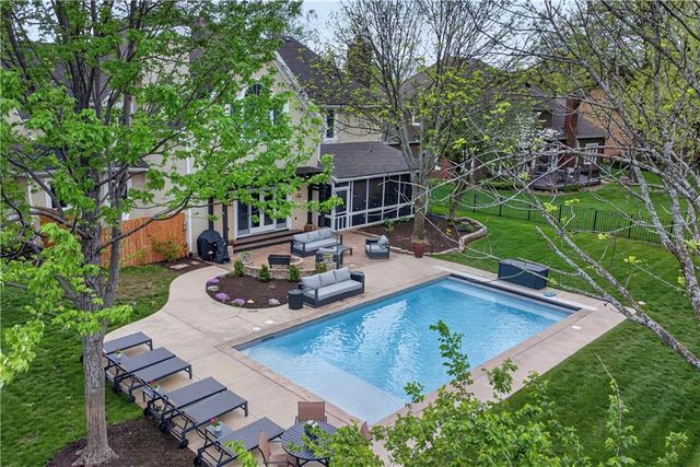 13118 Lamar Avenue, Overland Park, KS 66209