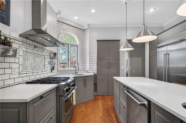 13118 Lamar Avenue, Overland Park, KS 66209