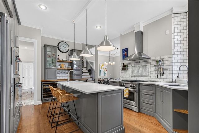 13118 Lamar Avenue, Overland Park, KS 66209