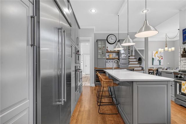 13118 Lamar Avenue, Overland Park, KS 66209