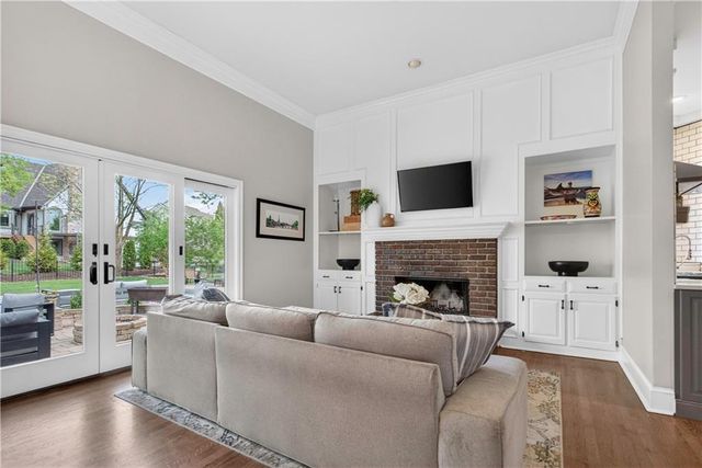 13118 Lamar Avenue, Overland Park, KS 66209