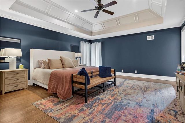 13118 Lamar Avenue, Overland Park, KS 66209