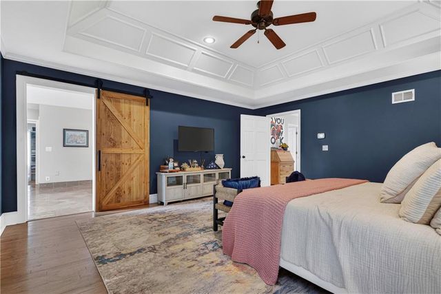 13118 Lamar Avenue, Overland Park, KS 66209