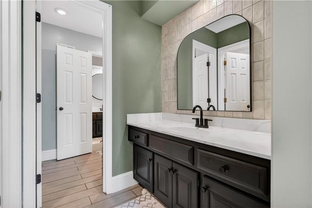 13118 Lamar Avenue, Overland Park, KS 66209