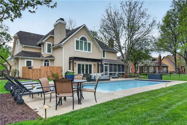 13118 Lamar Avenue, Overland Park, KS 66209