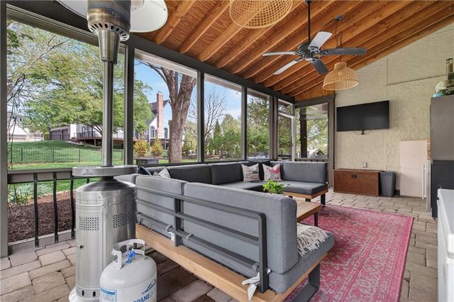 13118 Lamar Avenue, Overland Park, KS 66209