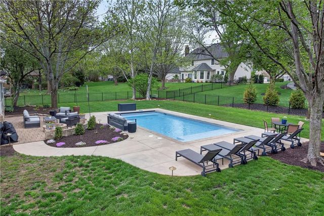 13118 Lamar Avenue, Overland Park, KS 66209