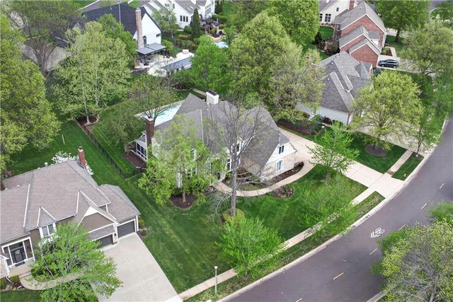 13118 Lamar Avenue, Overland Park, KS 66209