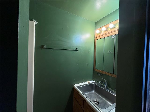 41 Walnut Street North, Waterloo, NY 13165