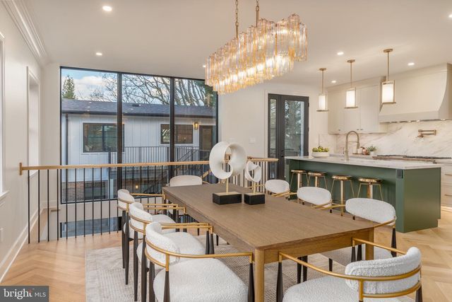 2619 WISCONSIN AVE NW, Washington, DC 20007