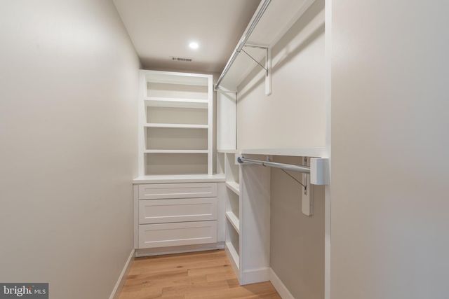 2619 WISCONSIN AVE NW, Washington, DC 20007