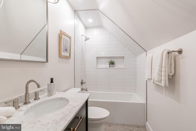 2619 WISCONSIN AVE NW, Washington, DC 20007