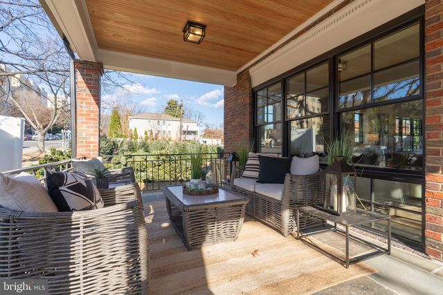 2619 WISCONSIN AVE NW, Washington, DC 20007