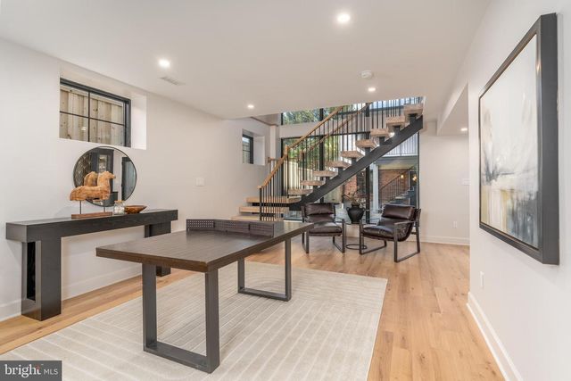 2619 WISCONSIN AVE NW, Washington, DC 20007