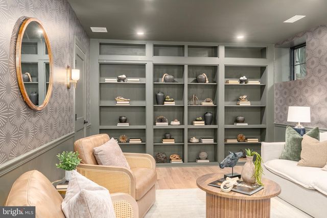 2619 WISCONSIN AVE NW, Washington, DC 20007