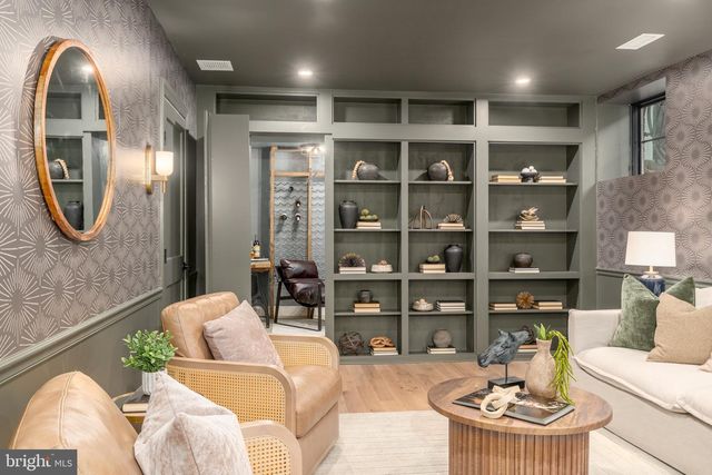 2619 WISCONSIN AVE NW, Washington, DC 20007