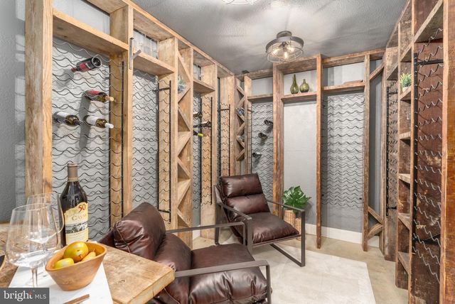 2619 WISCONSIN AVE NW, Washington, DC 20007