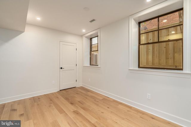 2619 WISCONSIN AVE NW, Washington, DC 20007