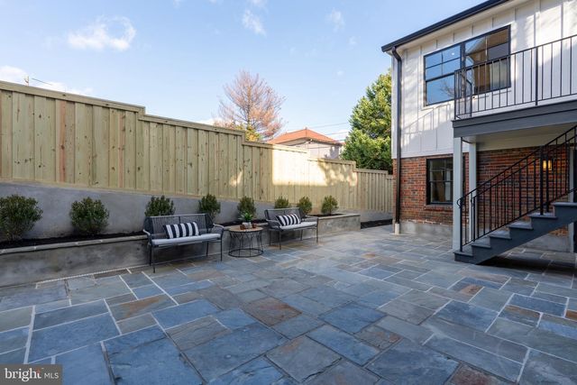 2619 WISCONSIN AVE NW, Washington, DC 20007