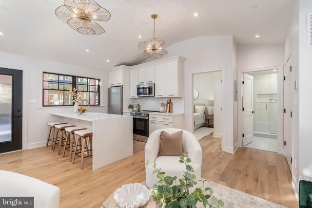 2619 WISCONSIN AVE NW, Washington, DC 20007