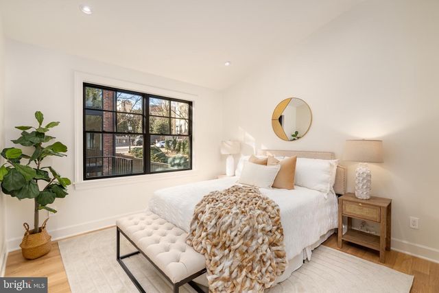 2619 WISCONSIN AVE NW, Washington, DC 20007