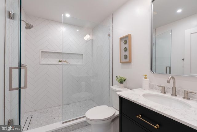 2619 WISCONSIN AVE NW, Washington, DC 20007